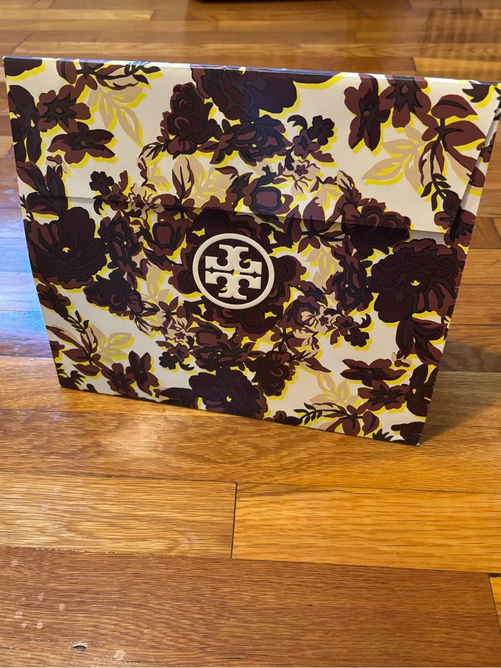 Tory Burch gift bag